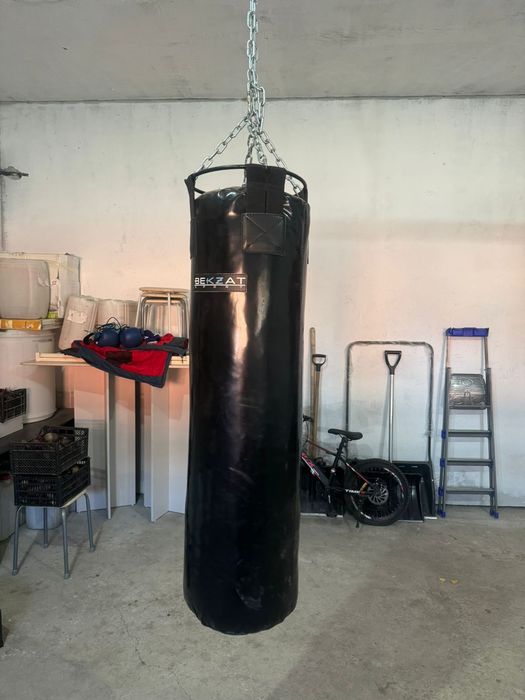 Боксерская груша снаряд