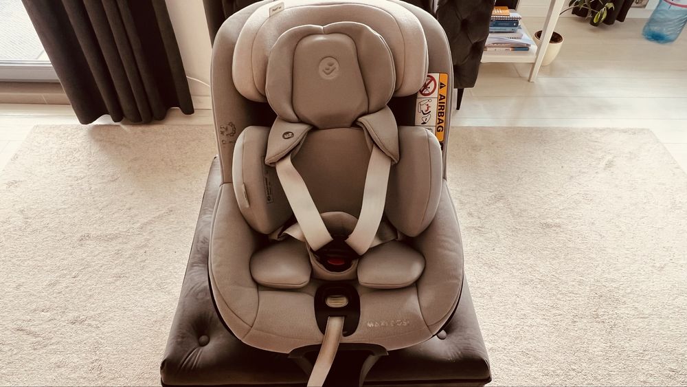 Детско столче за кола Maxi-Cosi Pearl 360 с въртяща се база + бонус чисто нова подложка за бебе