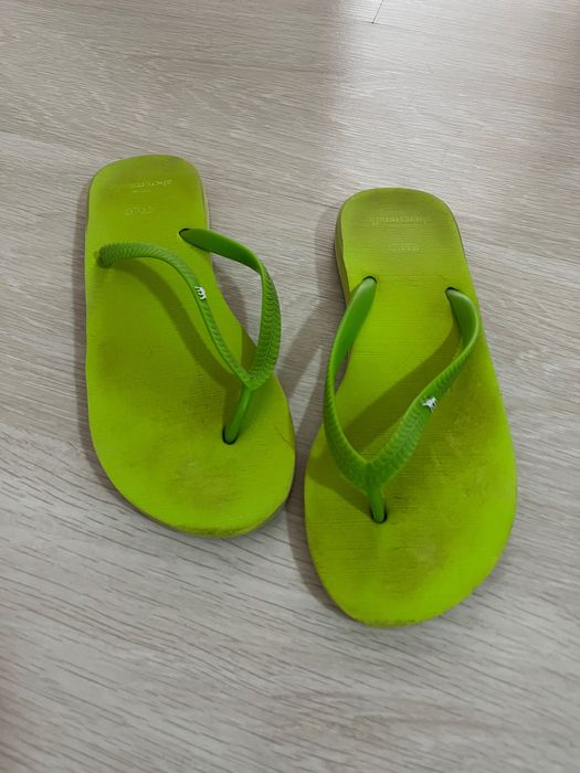 Шлёпанцы  пляжные