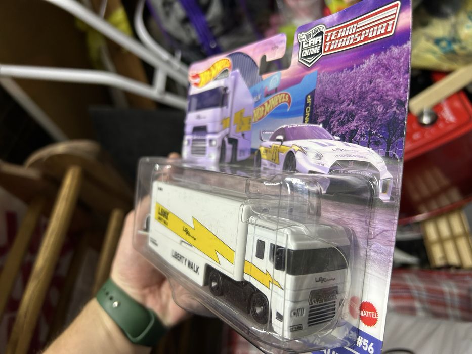Hotwheels Team Transport GT-R R35