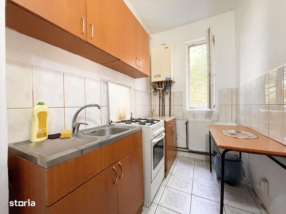 Apartament 2 camere etaj 3 -  Complexul Studentesc