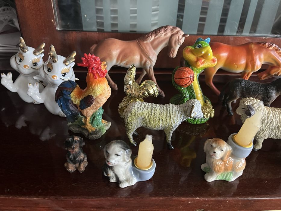 Фигурки животных.