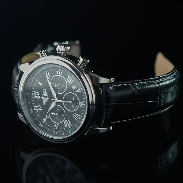 Наручные часы от Invicta Классический Хронограф