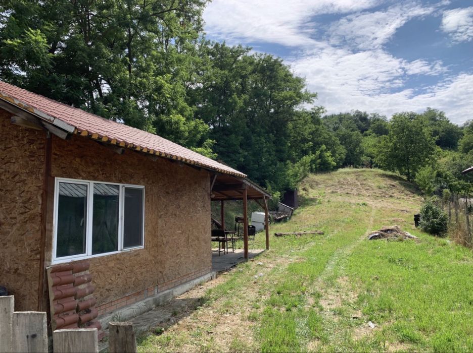 Vând/Schimb Teren Zona Vaslui-Brodoc 3310Mp+cabană 20MP