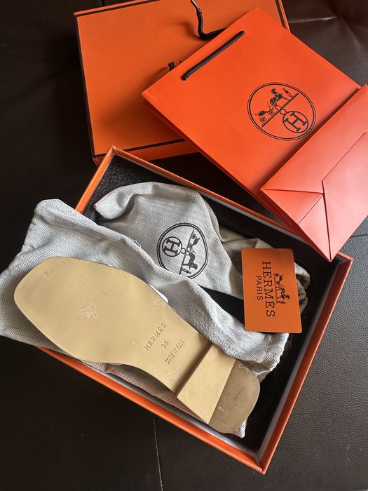 Луксозни дамски чехли {36-41}