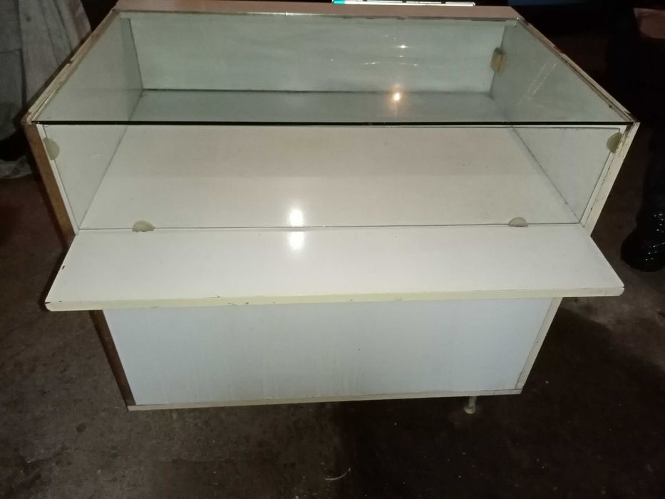 Щендер за магазин