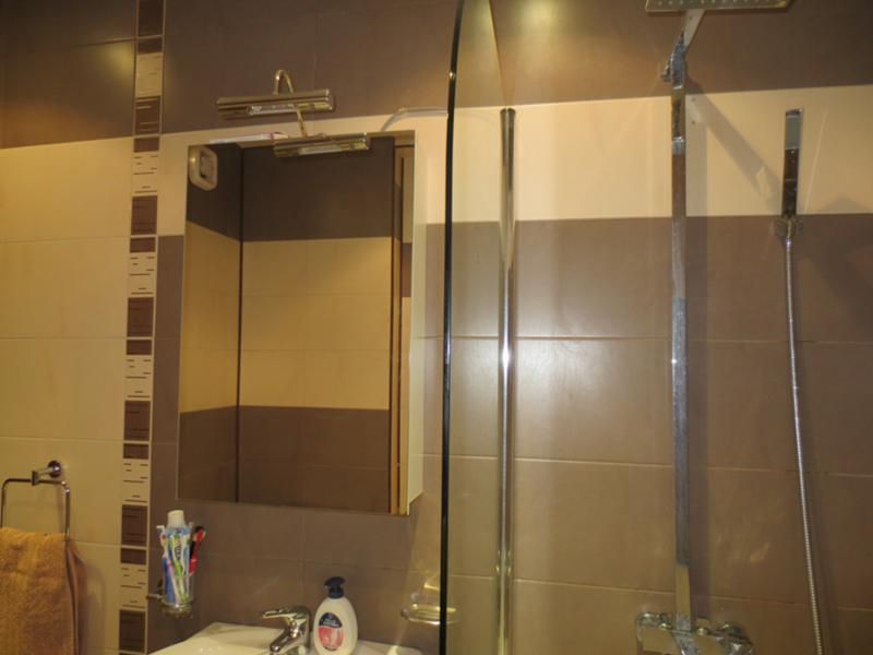 Дава се под наем Тристаен апартамент в София, Манастирски ливади - 142 кв.м за 847.62 € - Снимка #16