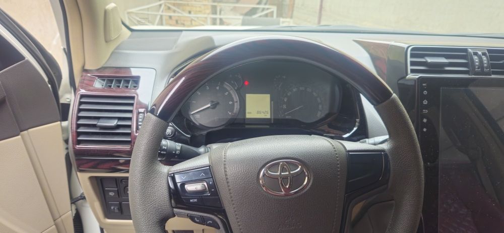 Toyota Prado Land Cruz