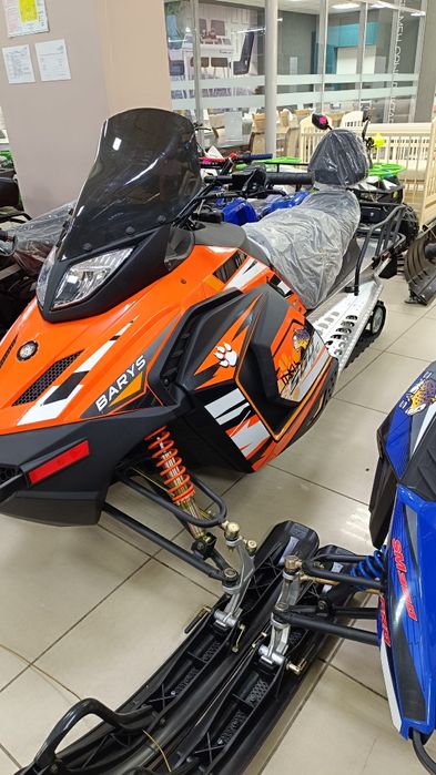 Снегоходы и мототехника