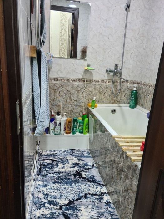 Сотилади 2/2/4 Коракамиш 2/4