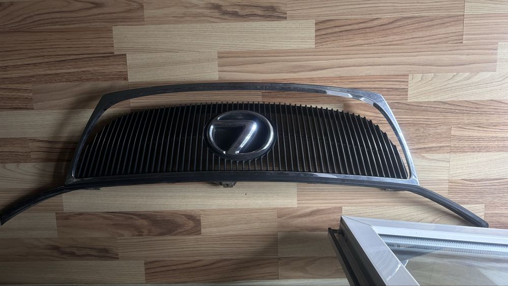 Решетка радиатора GS190 дорест