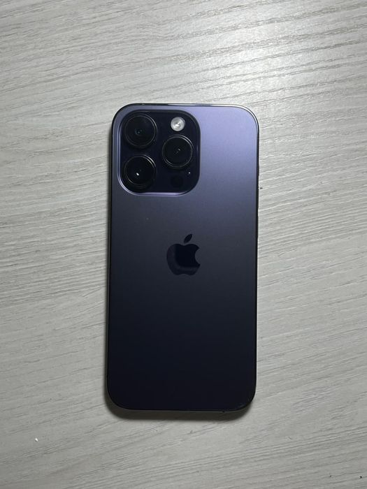 Айфон 14 pro отличном состоянии