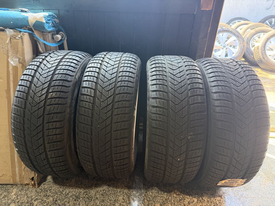 Anvelope iarnă Pirelli Sottozero 3 235/45 R18 94V DOT 2020 – ca noi