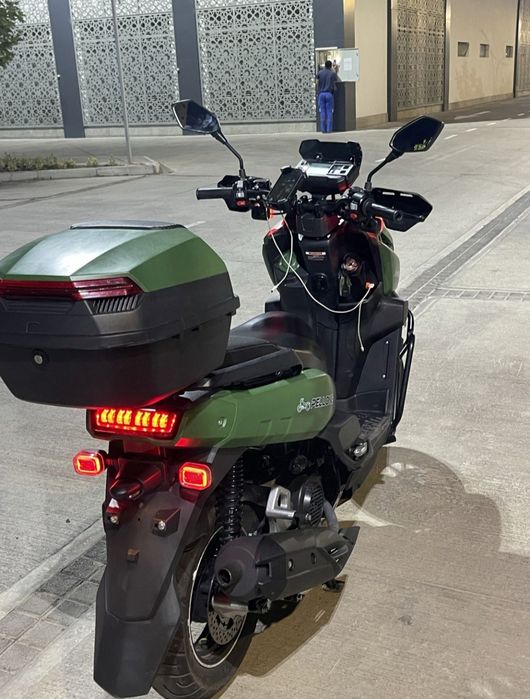 Tank Moped Sotiladi