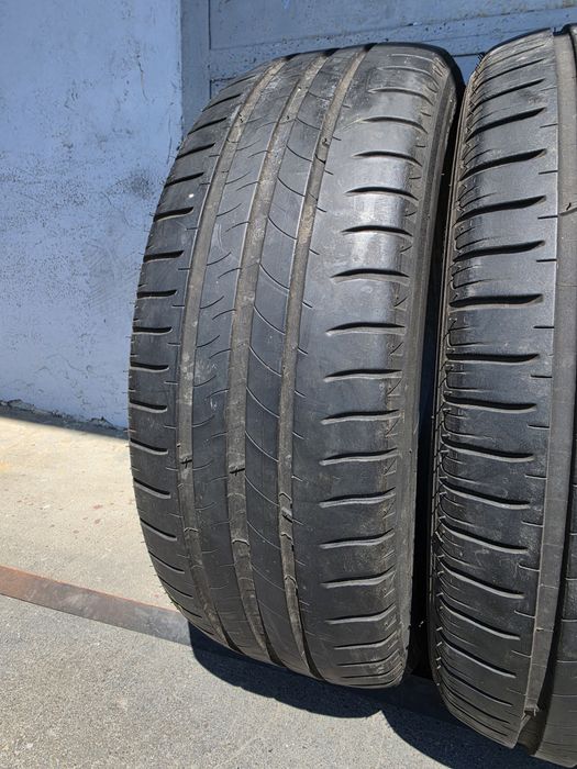2 броя летни гуми 205/60/16 Michelin DOT 0415 5 mm