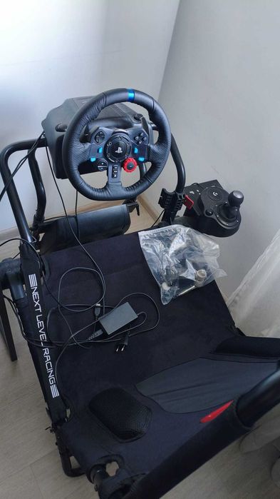 Scaun sim next level racing gt lite + G29 cu schimbator+ PS 4 PRO