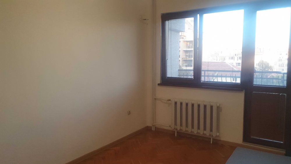 Дава се под наем Тристаен апартамент в София, Зона Б-18 - 130 кв.м за 612 € - Снимка #4