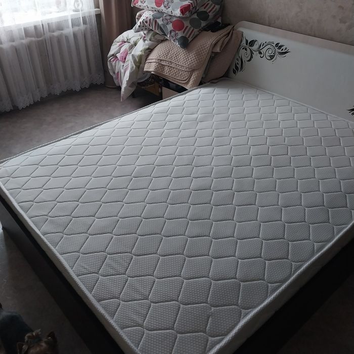 Продам матрас новый