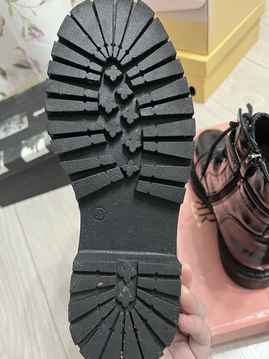 Зимние женские ботинки