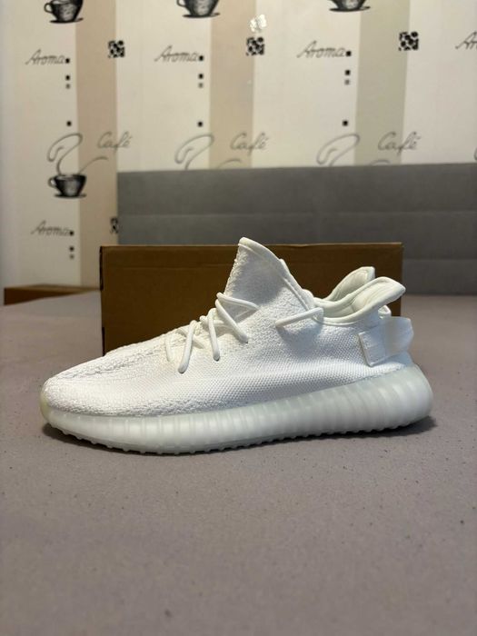 Yeezy 350 v2 White
