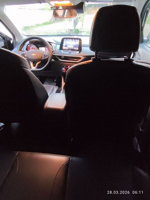 Trekr sotiladi srochna