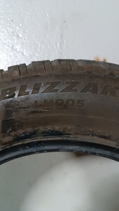 Зимни или летни гуми  Bridgestone blizzak