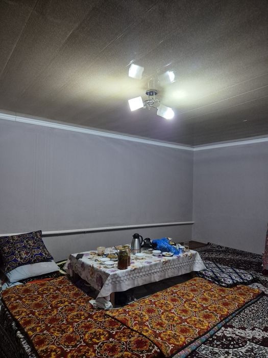 Sirdaryo shahar markaziy kochasida 5 sotx uy sotiladi