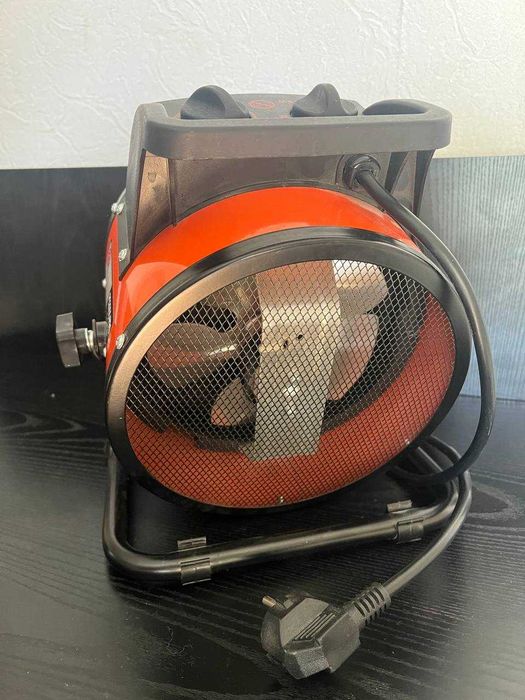 Электрическая тепловая пушка