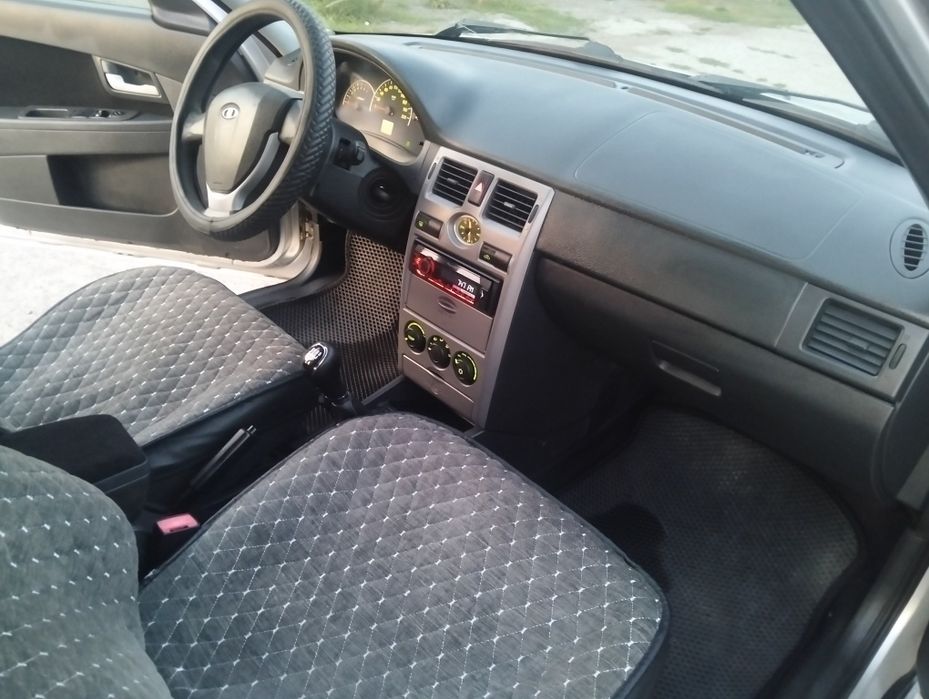 Продам автомобиль LADA