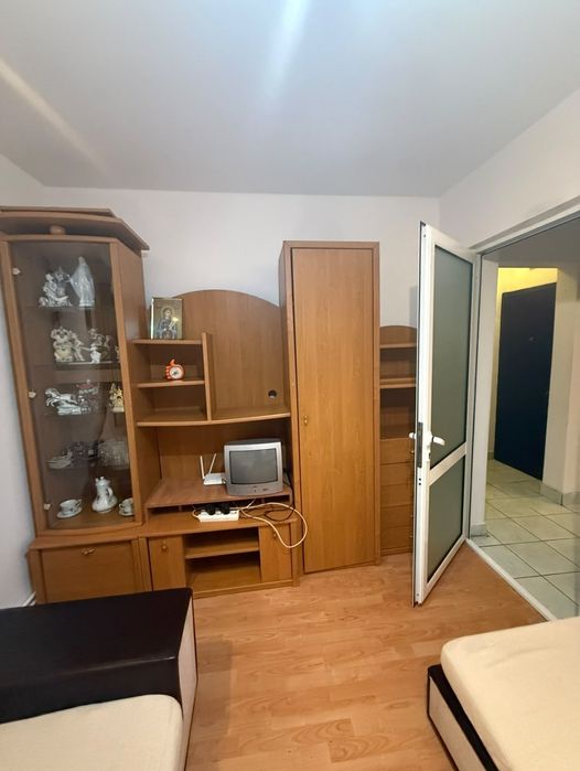 Persoana fizica,Inchriez apartament cu 2 camere Micro 19