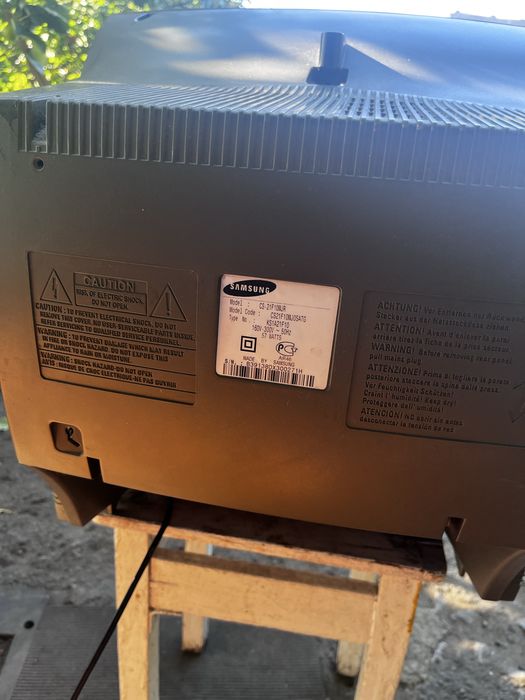 Продам цветной телевизор