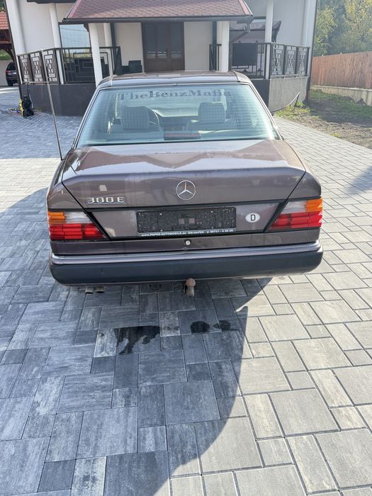 MERCEDES-BENZ E-Class 1991 — imagine 5