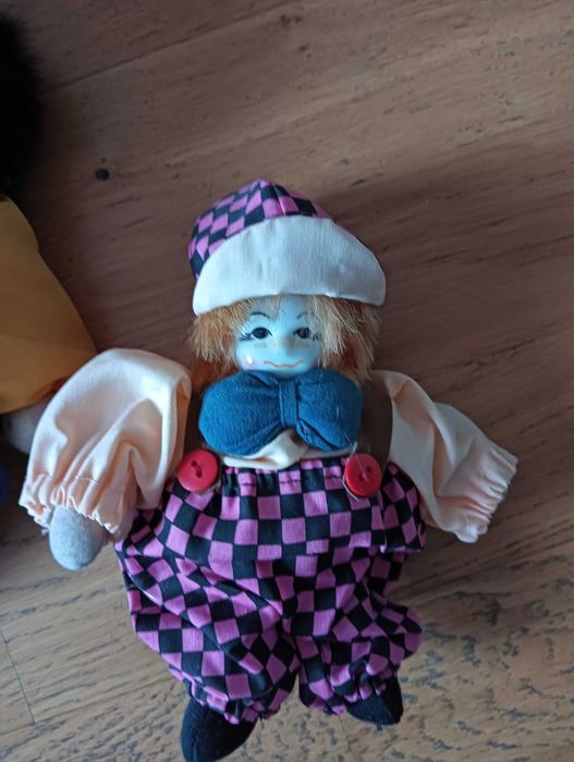 Clovni cu cap din portelan