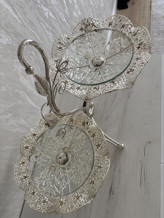 Этажерка 3штуки 5000тг