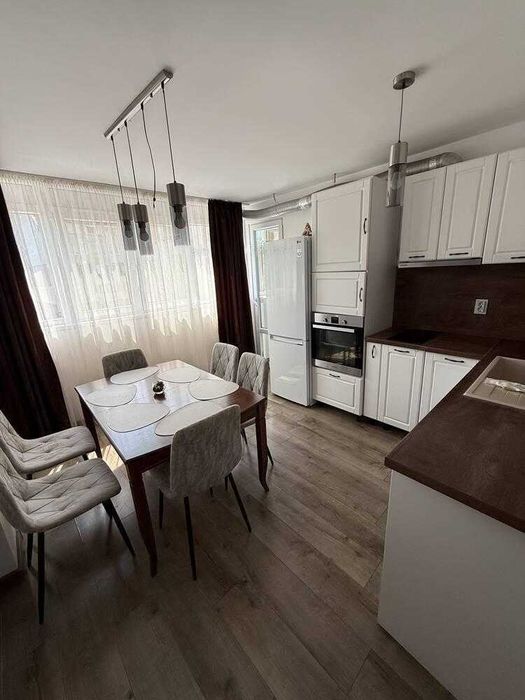 Дава се под наем Тристаен апартамент в Пловдив, Кършияка - 120 кв.м за 612 € - Снимка #7
