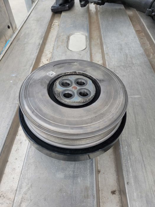 Fulie vibrochen Mercedes 2.2 W204 W212 W218 W166 A6510351012