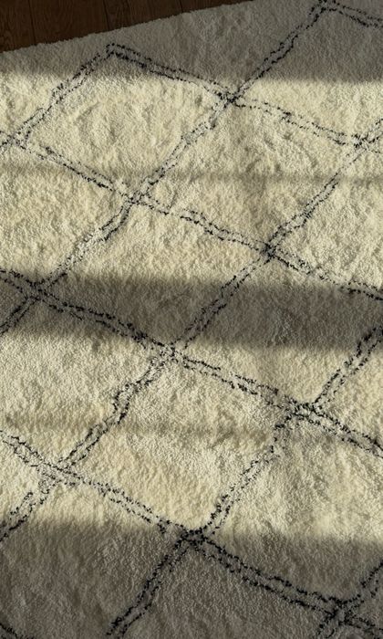 Ковер новый с высоким ворсом