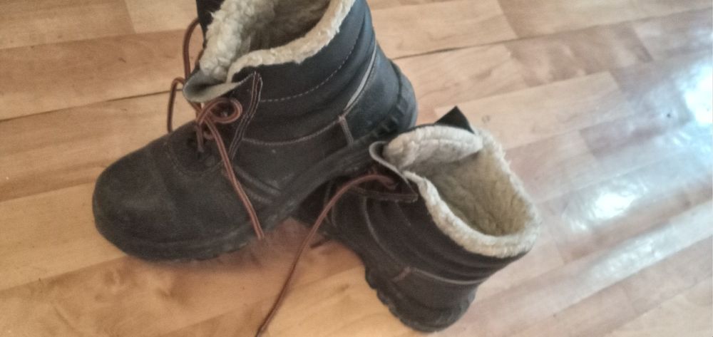 Продам обувь  рабочий.