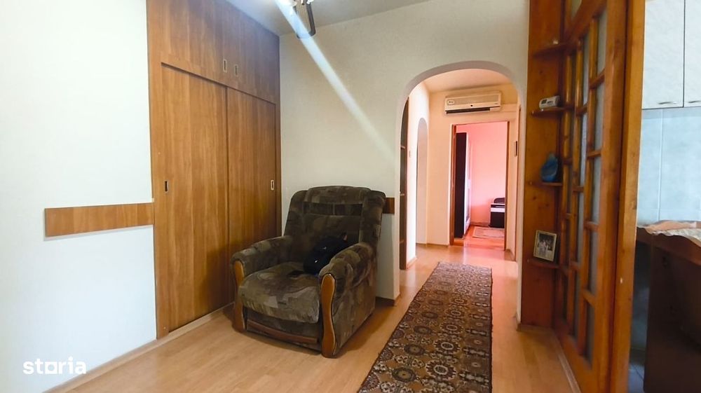 Apartament 3 camere in Deva, zona Eminescu – decomandat