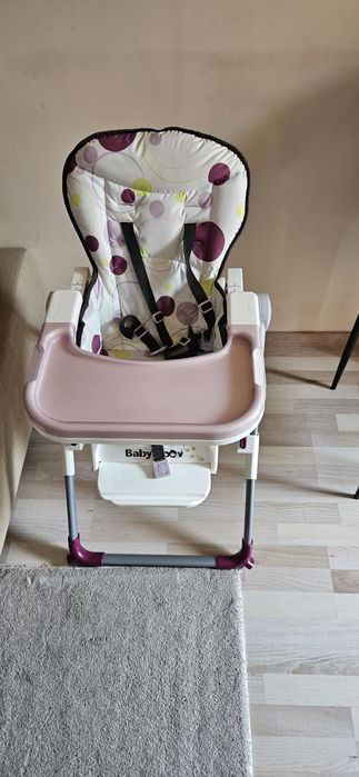 Детско столче за хранене Slim на BabyMoov