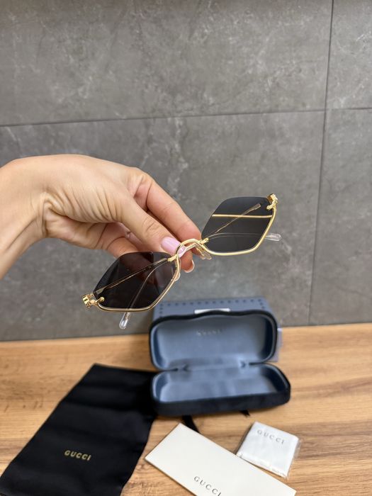 Очки солнцезащитные Gucci