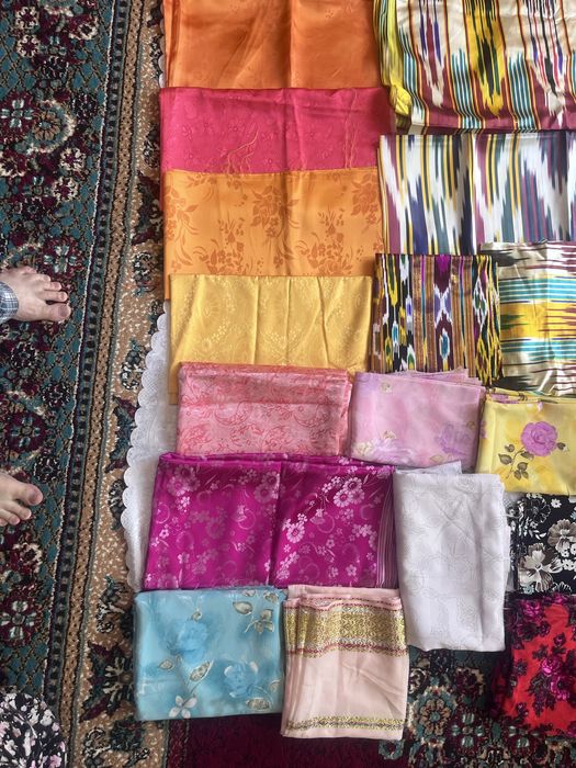 Отрезы советских тканей.