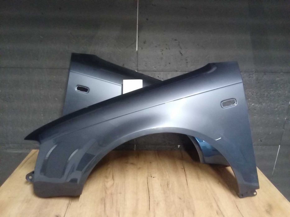 Aripa fata Audi A4 B7 04-2007 Gri inchis LX7Z STANGA DREAPTA Vopsite