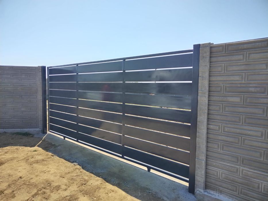 Executam porti , garduri, balustrade si scari metalice