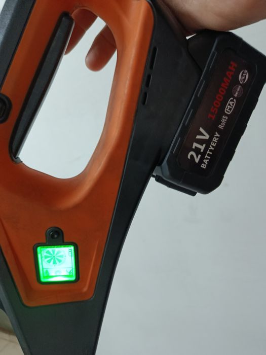 Продам снегоуборщик бу