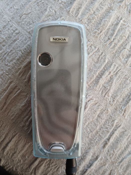 Чисто нова Nokia 3200