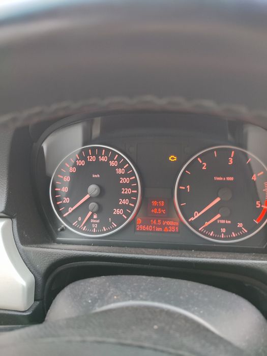 Vând BMW e91 motor 2.0