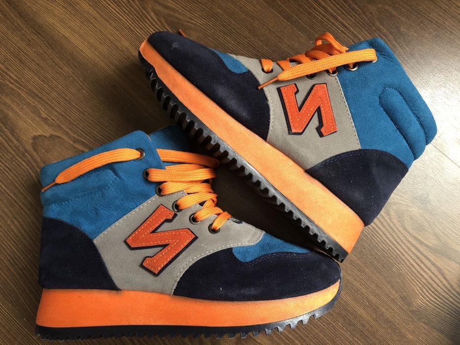 Дамски високи маратонки