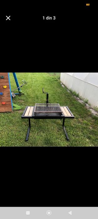 Grătar reglabil pe înălțime
