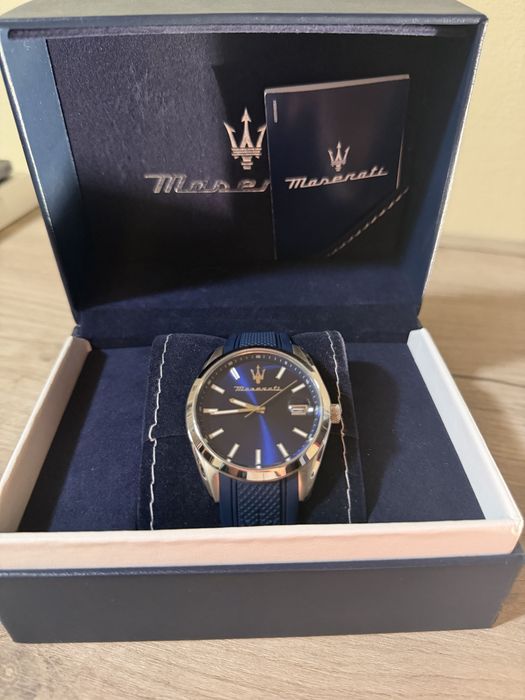 Ceas Maseratti.